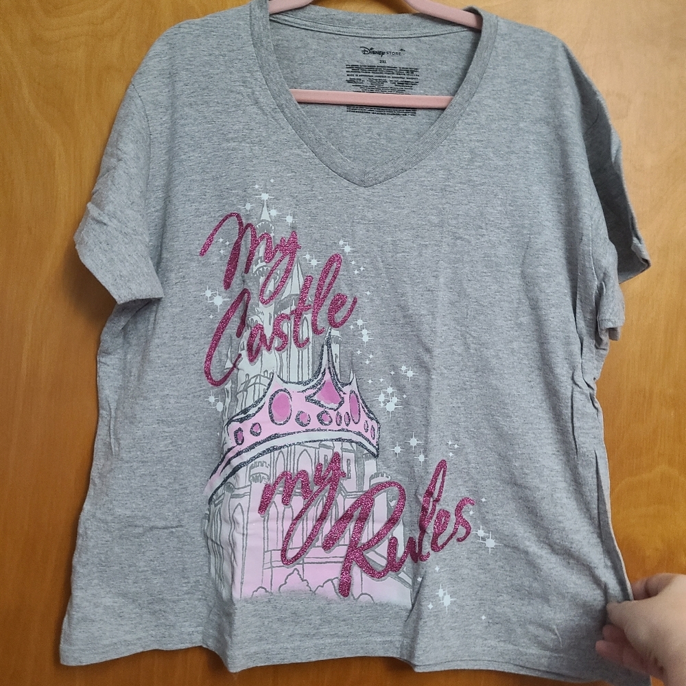 NWOT Disney Gray Tee with Pink Castle Graphic